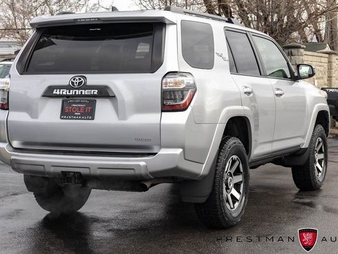 Used 2023 Toyota 4Runner TRD Off-Road image 17