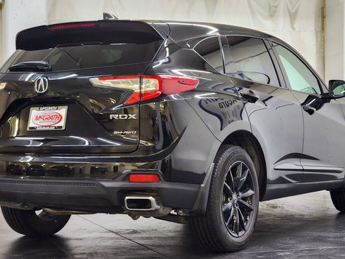 Used 2025 Acura RDX SH-AWD image 5