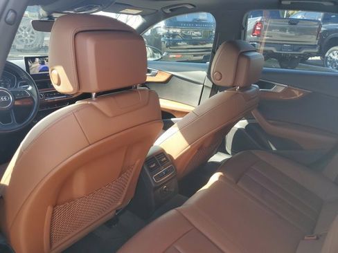 Used 2022 Audi A4 2.0T Premium w/ Convenience Package image 18