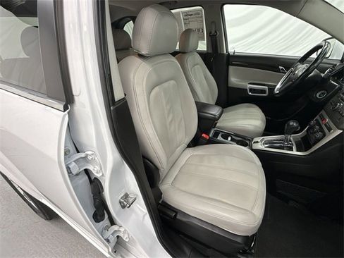 Used 2014 Chevrolet Captiva Sport LTZ image 25