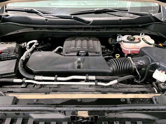 Used 2023 Chevrolet Silverado 1500 Custom Trail Boss AWD/4WD image 11
