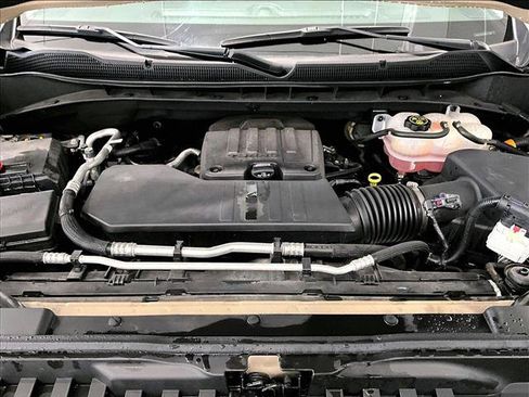Used 2023 Chevrolet Silverado 1500 Custom Trail Boss AWD/4WD image 11