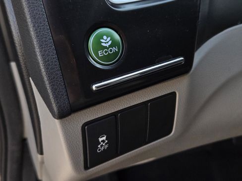 Used 2013 Honda Civic LX image 14