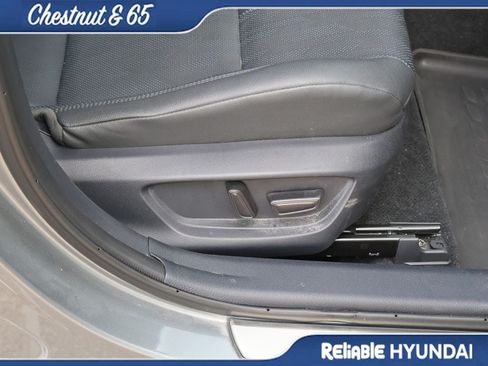 Used 2025 Toyota Camry XSE FWD image 10