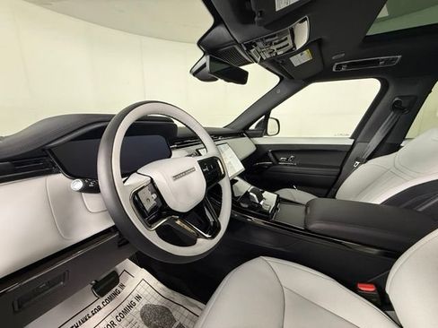 New 2026 Land Rover Range Rover Sport Dynamic SE AWD/4WD image 6