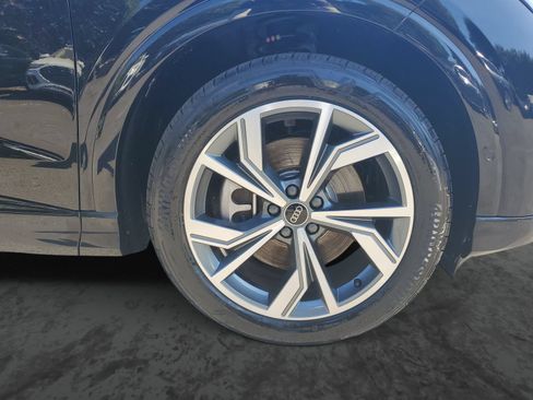 Used 2024 Audi Q4 e-tron Premium Plus w/ Premium Plus AWD/4WD image 6