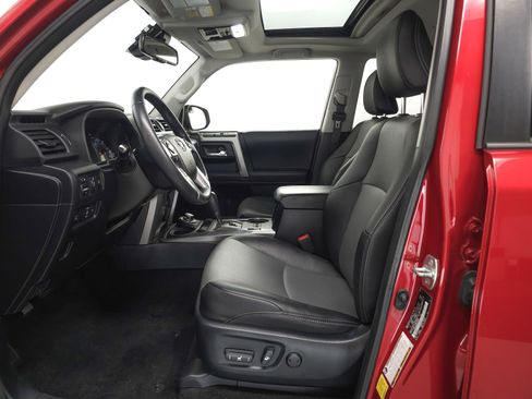 Certified 2022 Toyota 4Runner SR5 Premium w/ Moonroof Package AWD/4WD image 4