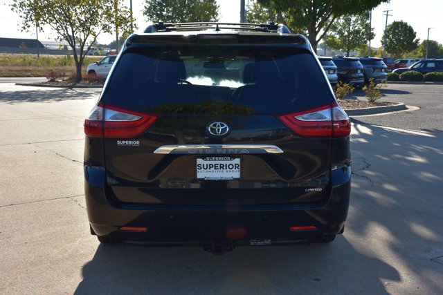 Used 2019 Toyota Sienna Limited Premium FWD image 6