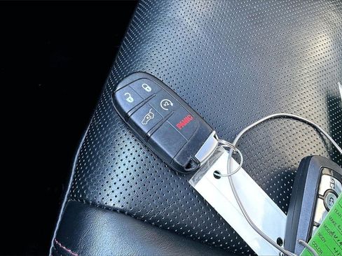 Used 2022 Dodge Durango R/T w/ Blacktop Package image 12