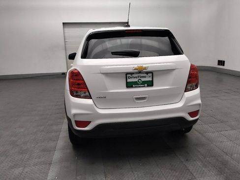 Used 2020 Chevrolet Trax LS w/ Tint and Cruise Package FWD image 6