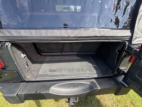 Used 2008 Jeep Wrangler X image 8