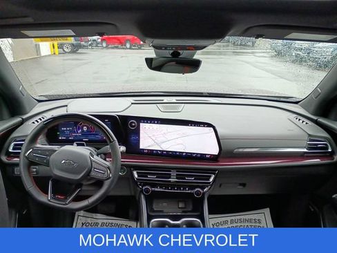 Used 2026 Chevrolet Traverse RS AWD/4WD image 21