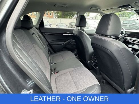 Used 2024 Kia Seltos X-Line AWD/4WD image 3