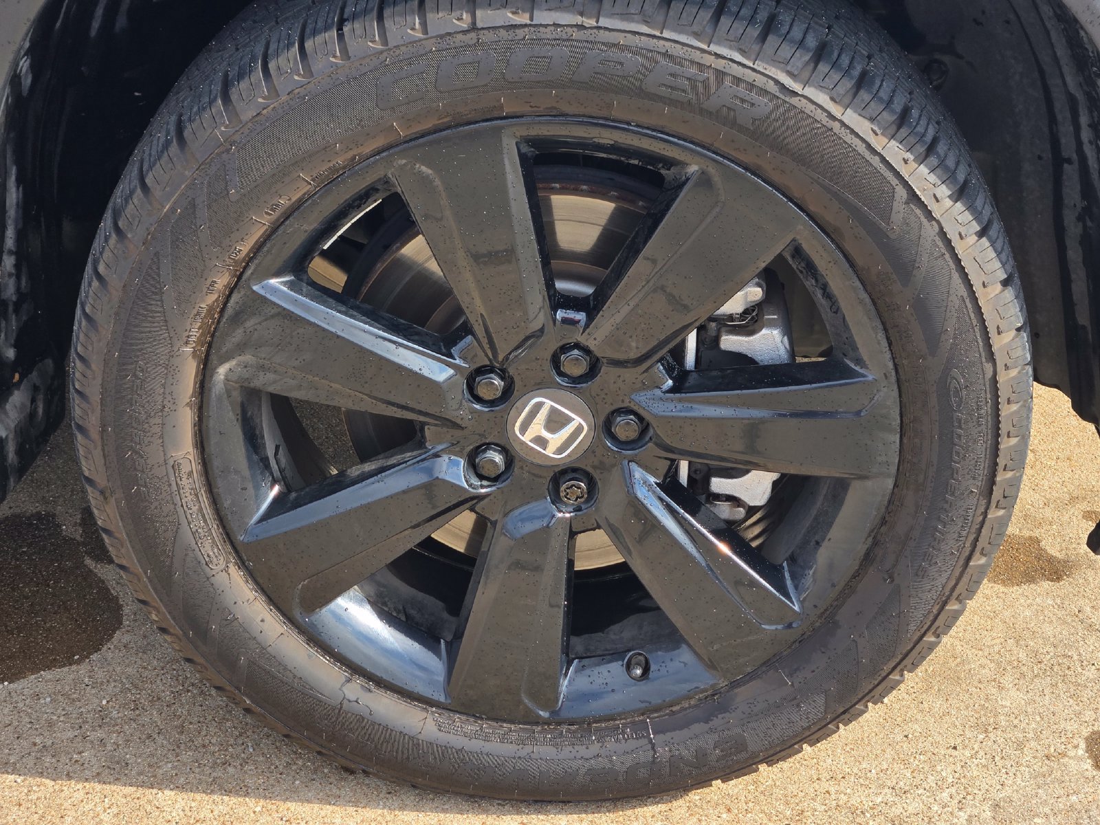 Used 2023 Honda Pilot Touring image 7