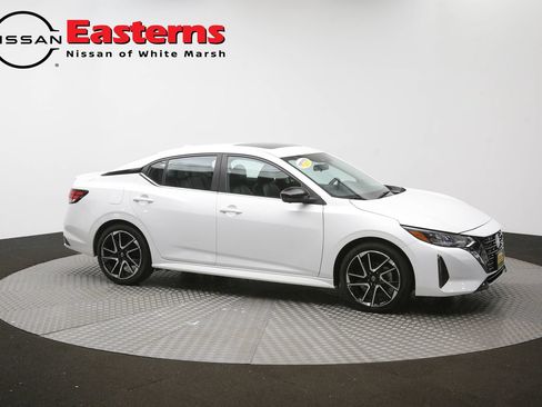 Used 2024 Nissan Sentra SR w/ SR Premium Package FWD image 47