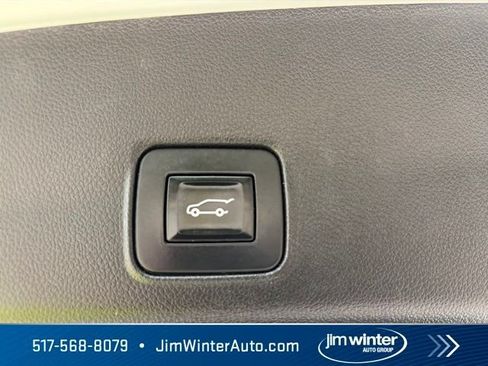 Used 2022 Chevrolet TrailBlazer ACTIV w/ Sun and Liftgate Package AWD/4WD image 17
