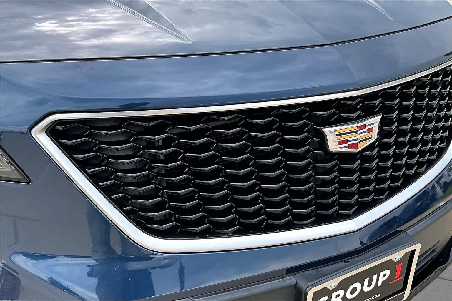 Used 2019 Cadillac XT4 Sport w/ Cold Weather Package AWD/4WD image 54