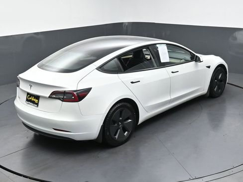 Used 2021 Tesla Model 3 Standard Range Plus image 39