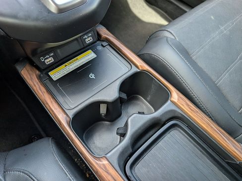 Used 2022 Honda CR-V Touring image 19