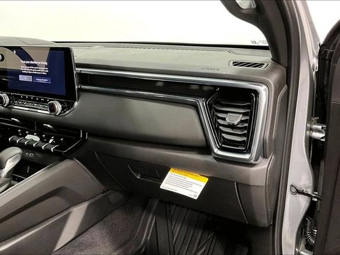 New 2026 GMC Canyon Elevation w/ Convenience Package RWD image 9