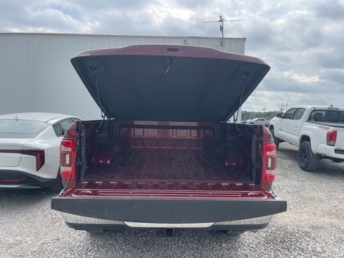 Used 2020 RAM 2500 Laramie RWD image 8