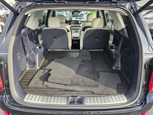 Used 2022 Hyundai Palisade Calligraphy image 14