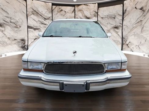 Used 1992 Buick Roadmaster Limited image 11