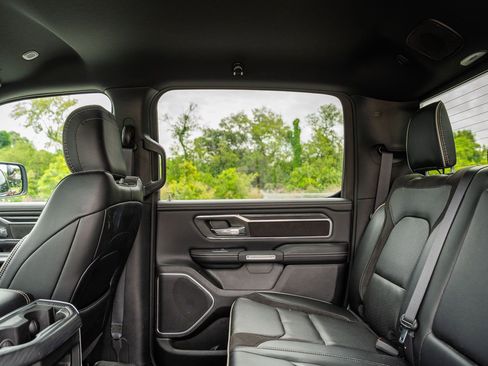 Used 2023 RAM 1500 Laramie AWD/4WD image 21