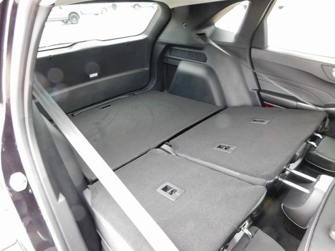 New 2026 Ford Escape Platinum image 27