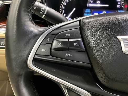 Used 2018 Cadillac XT5 Luxury w/ Driver Awareness Package FWD image 19