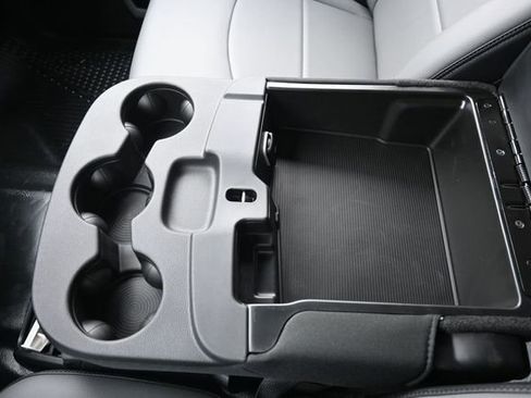 New 2026 RAM 3500 Tradesman AWD/4WD image 30