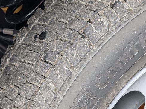 New 2025 Ford F550 4x4 Regular Cab Super Duty image 16