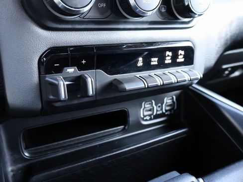 Used 2021 RAM 1500 Big Horn image 40