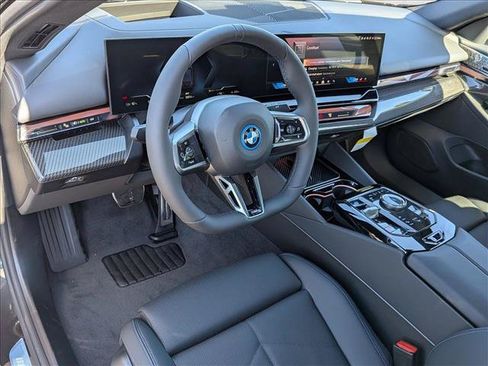 New 2027 BMW i5 M60 w/ M Sport Package RWD image 3