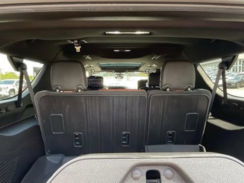 Certified 2023 GMC Yukon XL Denali Ultimate AWD/4WD image 27