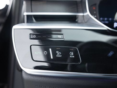 Used 2020 Audi A8 L 4.0T w/ Executive Package image 35