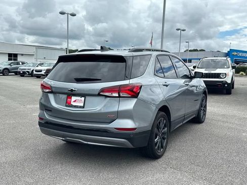 Used 2024 Chevrolet Equinox RS w/ RS Leather Package FWD image 4