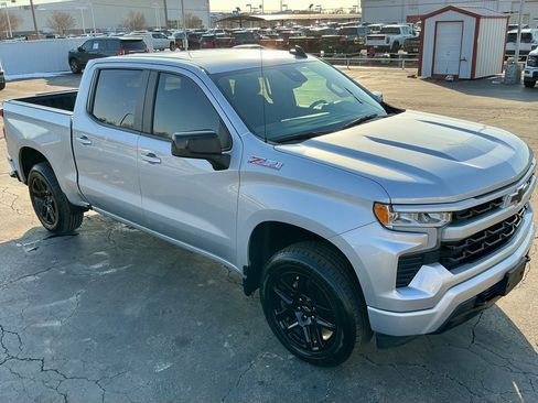 Used 2022 Chevrolet Silverado 1500 RST image 4