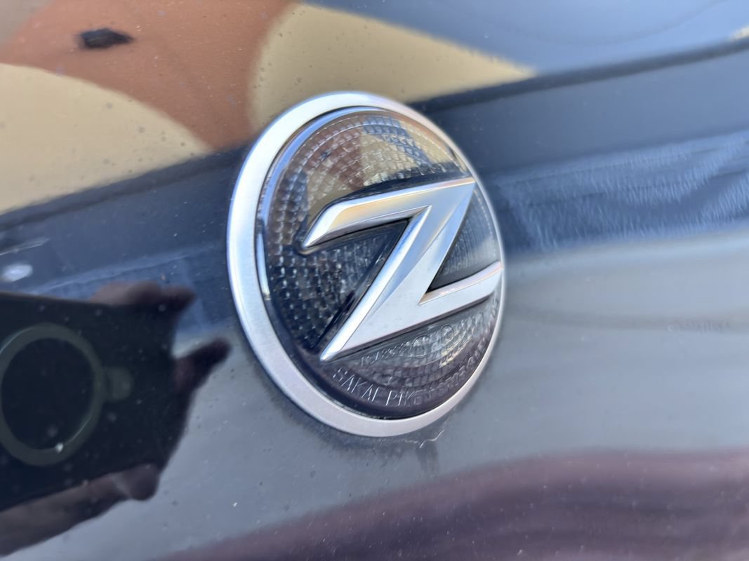 Used 2011 Nissan 370Z Touring w/ Sport Pkg RWD image 39