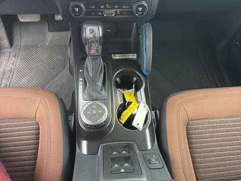 Used 2021 Ford Bronco Outer Banks AWD/4WD image 22