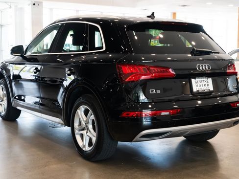 Used 2018 Audi Q5 2.0T Premium Plus w/ Premium Plus Package AWD/4WD image 6
