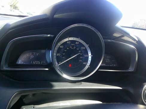 Used 2016 Scion iA image 10