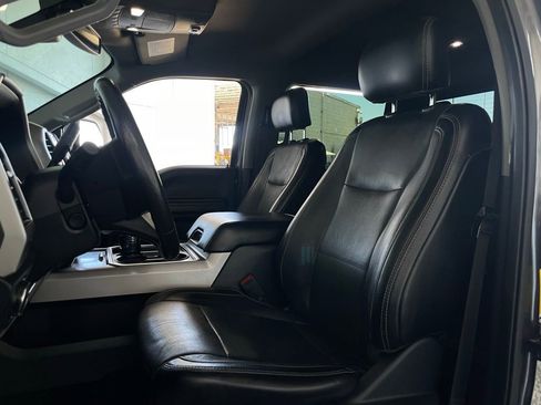 Used 2019 Ford F250 Lariat w/ Lariat Ultimate Package AWD/4WD image 15
