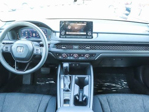 Used 2023 Honda Accord EX image 13