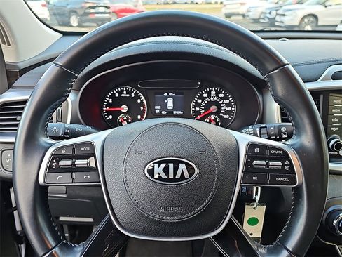 Used 2020 Kia Sorento LX w/ LX I4 Convenience Package image 20