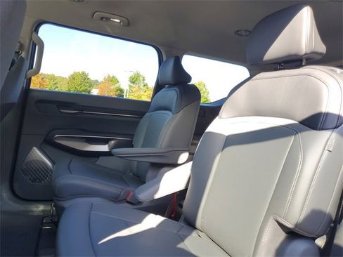 New 2026 Kia EV9 Light image 9