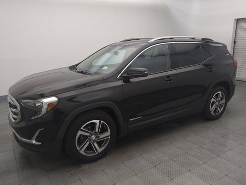 Used 2021 GMC Terrain SLT FWD image 2