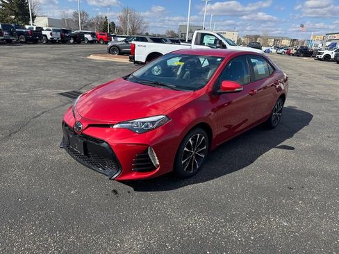 Used 2017 Toyota Corolla SE w/ Carpet Mat Package (TMS) image 7