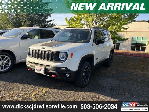 Used 2023 Jeep Renegade Trailhawk AWD/4WD image 1