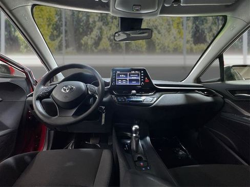 Used 2020 Toyota C-HR LE FWD image 20